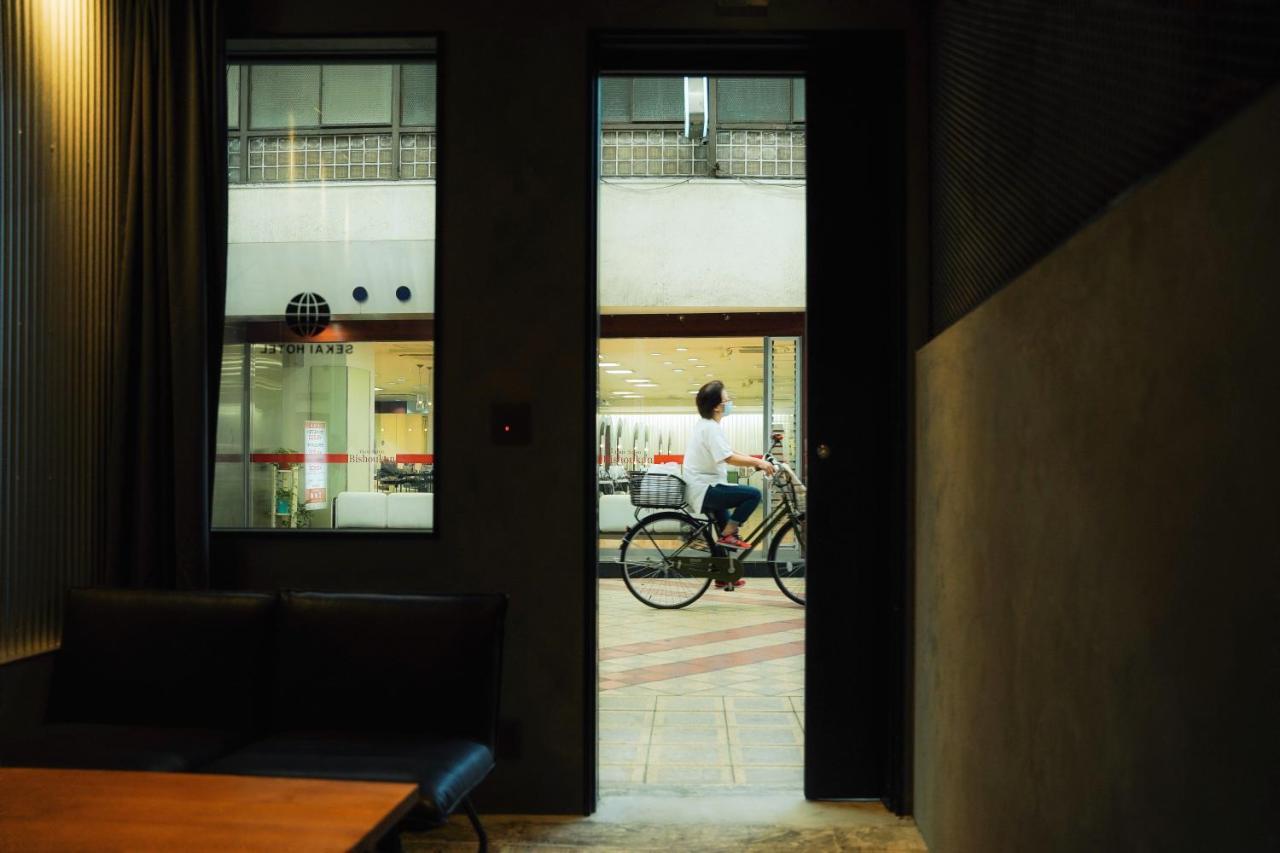 布施世界酒店